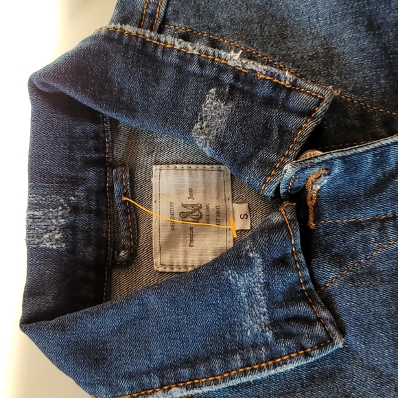 I & M Premium Cropped Jean Jacket sz S - Picture 3 of 17
